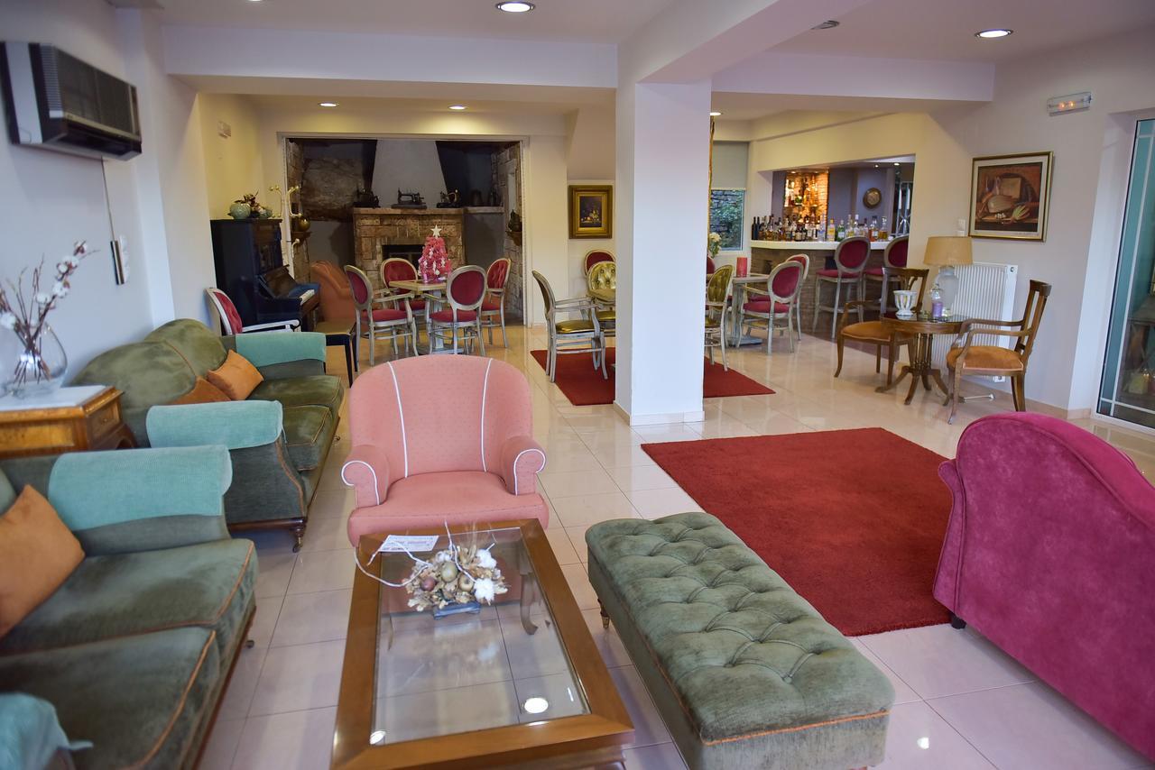 Oscar Hotel Amfilochía Buitenkant foto