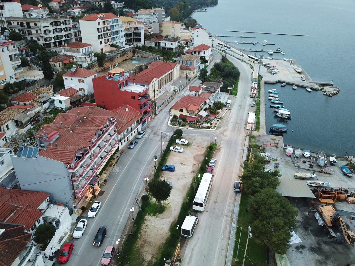 Oscar Hotel Amfilochía Buitenkant foto